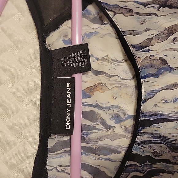 DKNY JEANS Black Watercoler Blouse - Size L - Picture 2 of 4